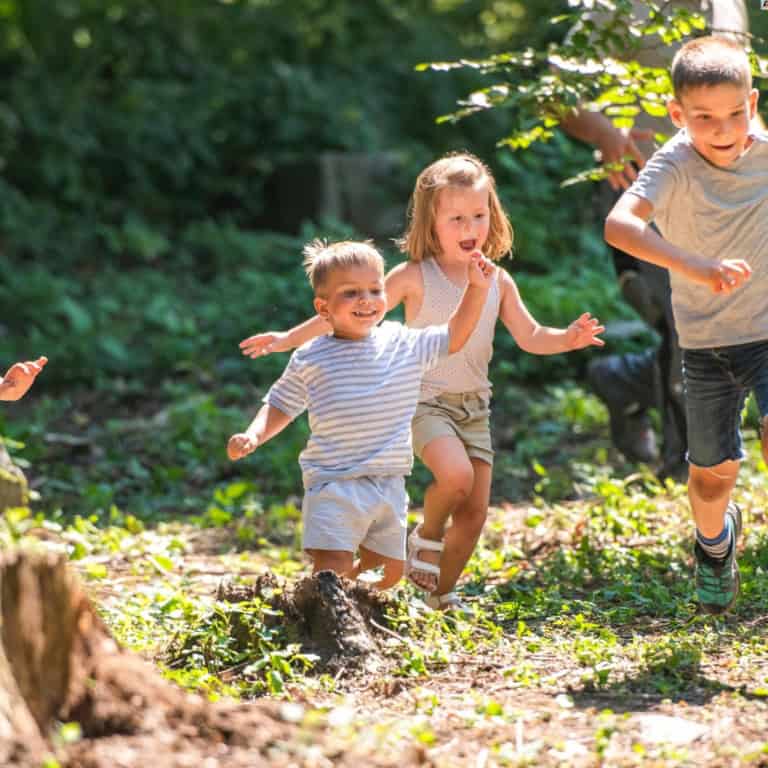 kind mit prellungen